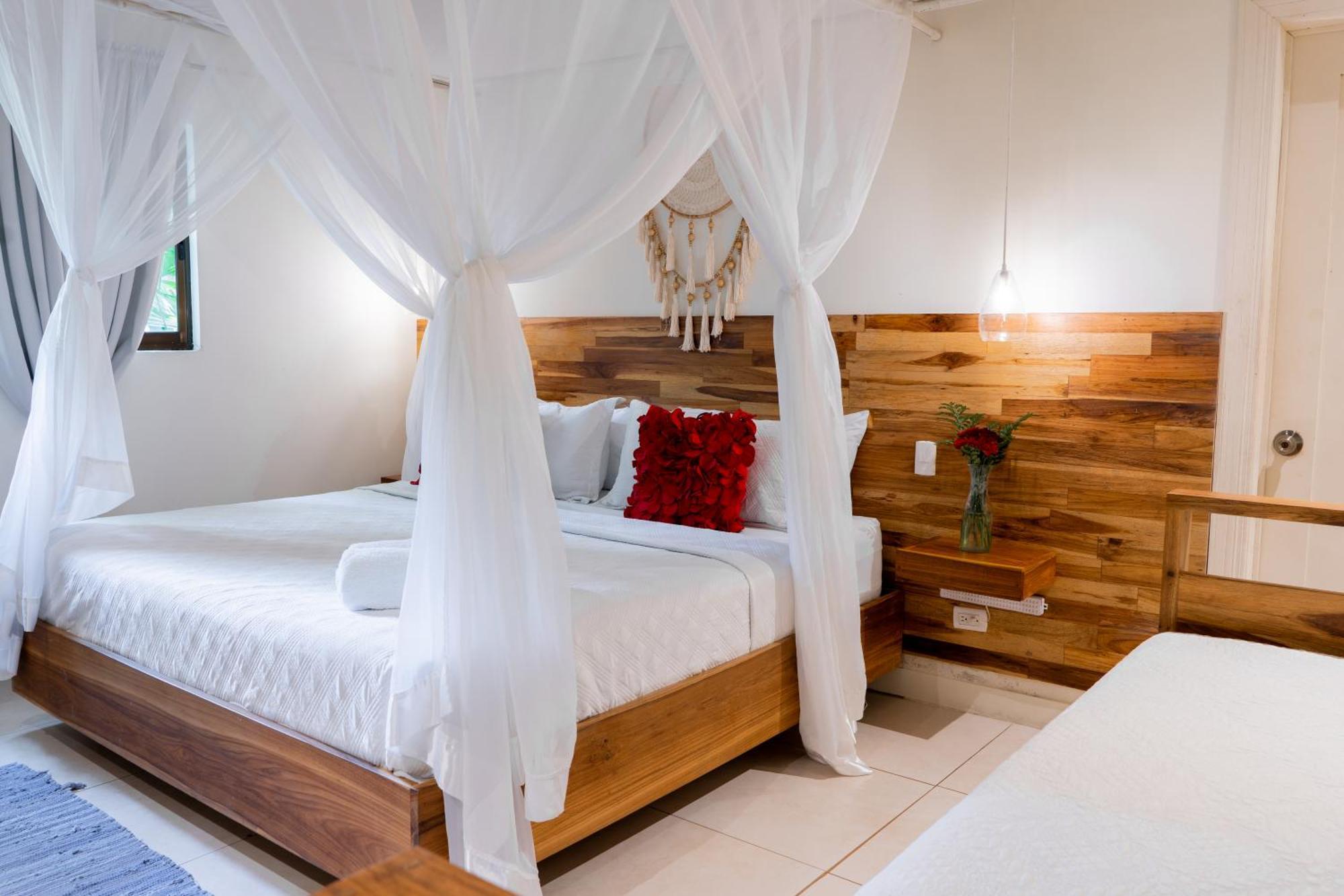 Banana Beach Bungalows Playa Santa Teresa  Luaran gambar