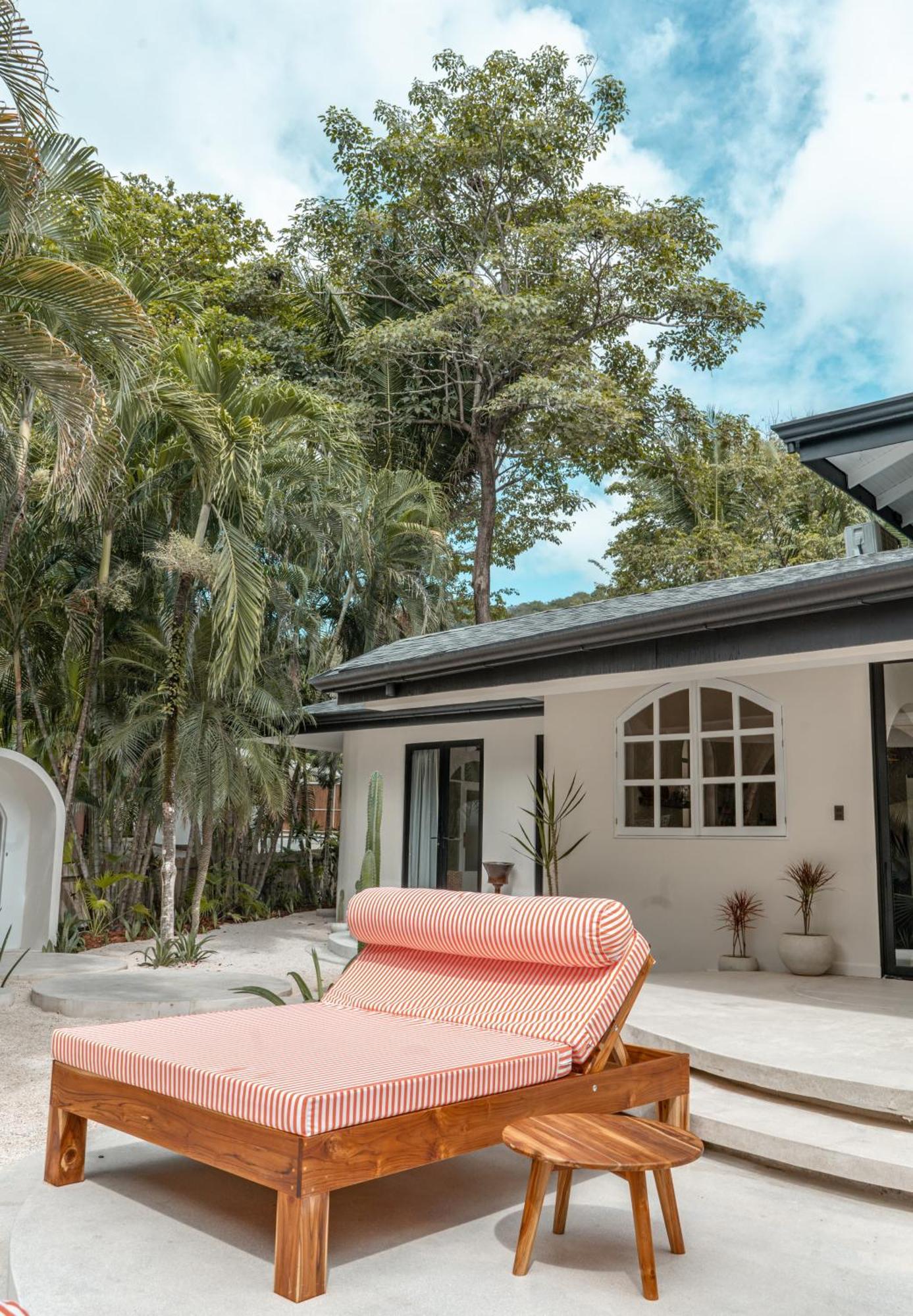 Banana Beach Bungalows Playa Santa Teresa  Bilik gambar