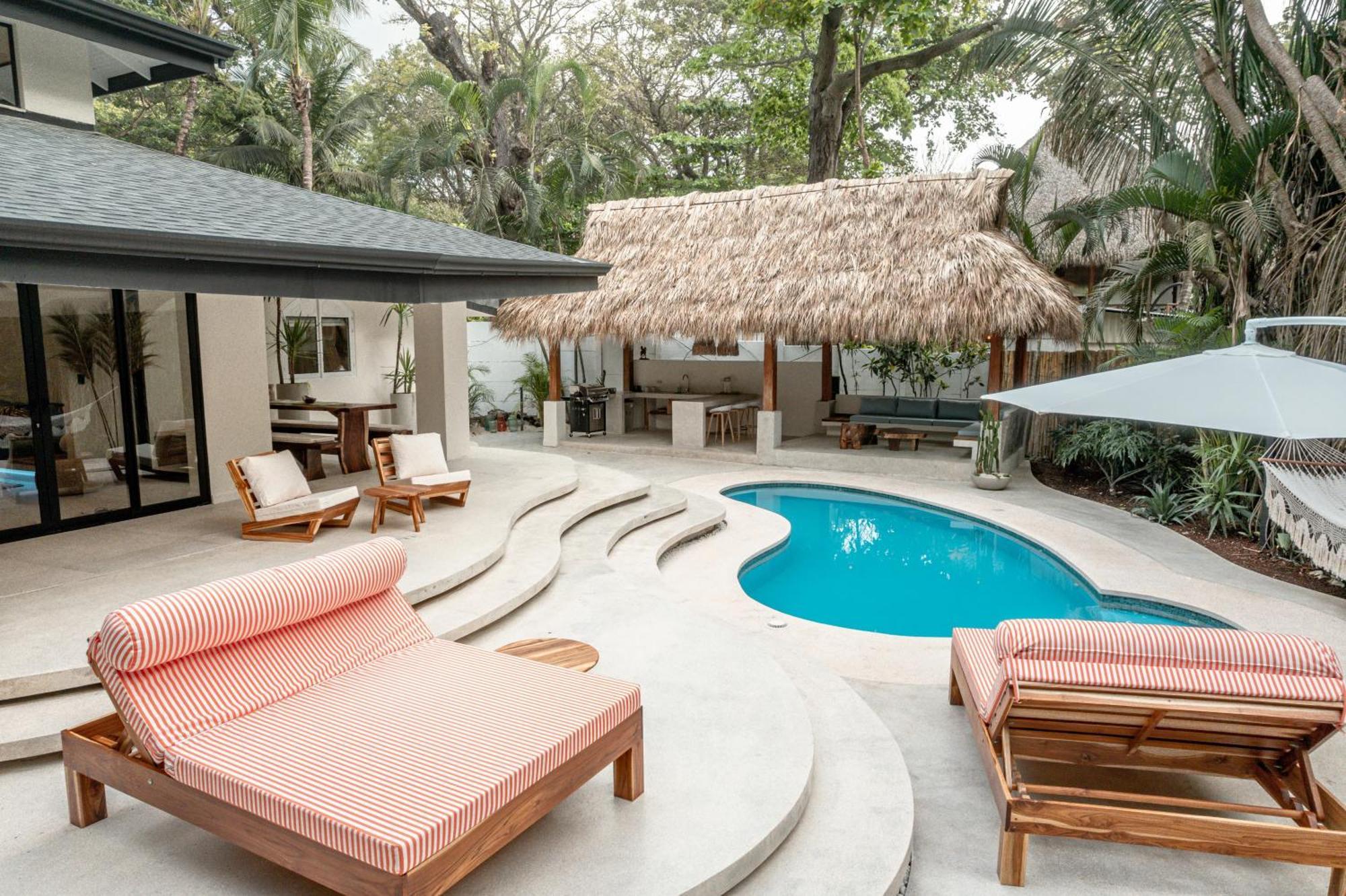 Banana Beach Bungalows Playa Santa Teresa  Bilik gambar